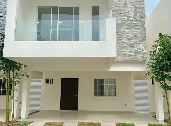Beautiful 3 Br/3.5 Bath Home@selvanova * Playa del Carmen
